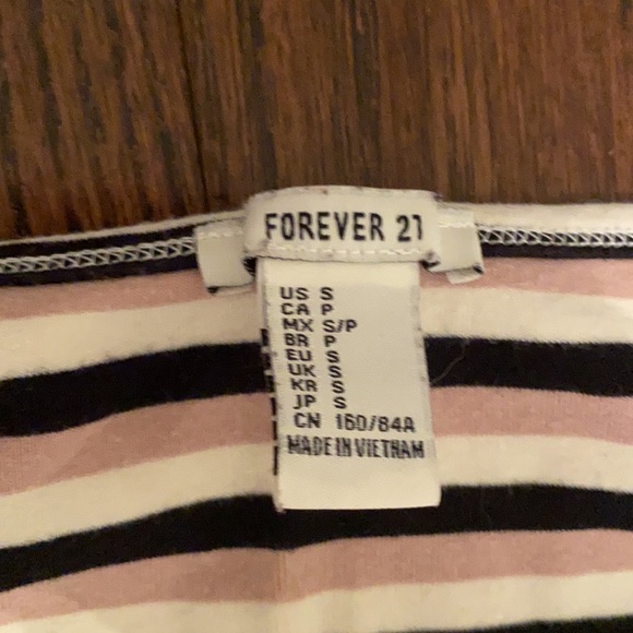 cropped striped tank in size women’s small from Forever 21! - Picture 2 of 3